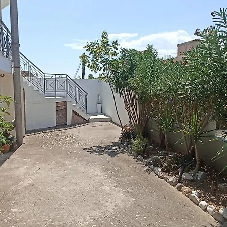 Vda B2 Lägenhet Kalamata